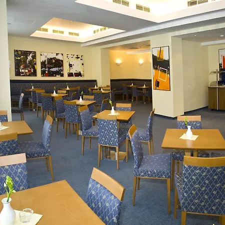 Starlight Hotel 4*
