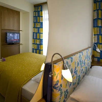 Hotel Starlight 4*
